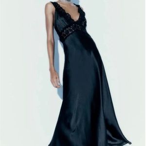 NWT ZARA SATIN EFFECT DRESS WITH LACE  BLACK - REF. 7521/218 L